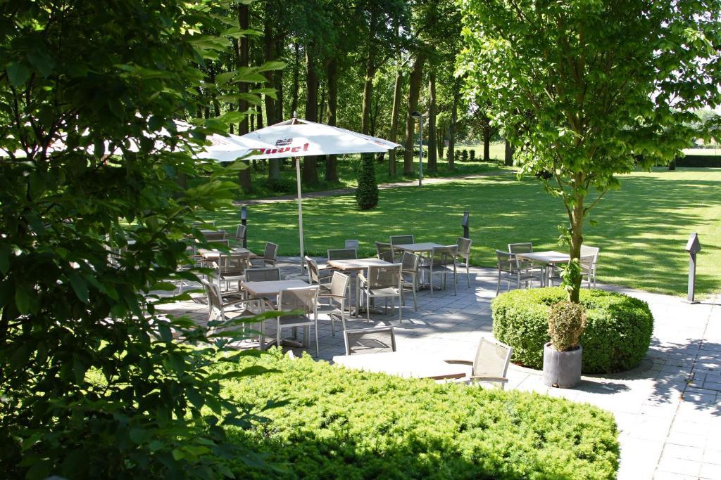 Hotel Kasteel Pietersheim Lanaken Exterior foto
